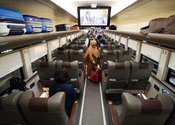 Mulai Hari Ini, KAI Operasikan Rangkaian Stainless Steel New Generation di KA Gajayana dan Parahyangan