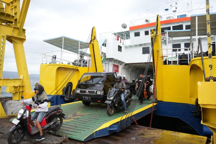Layanan Penyeberangan Libur Akhir Pekan Isra Miraj’ Lancar Terkendali