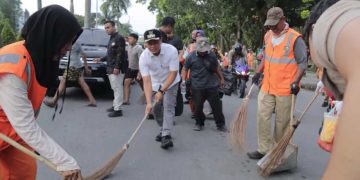 Apresiasi Wali Kota untuk Petugas Kebersihan Pekanbaru