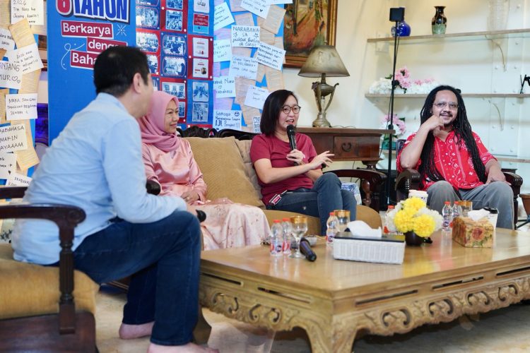 Bahasa dan Literasi Fondasi Karya Kreatif di Era AI