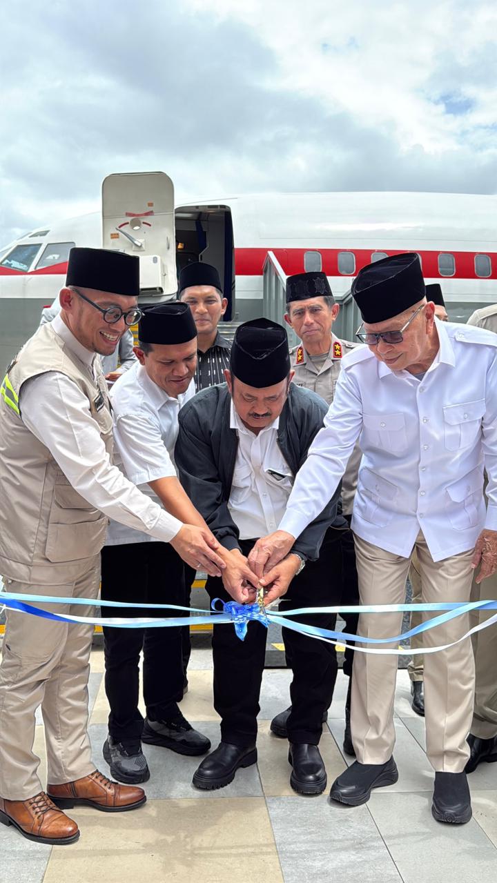 Wamenhaj Resmikan Pesawat Hibah Garuda Indonesia untuk Edukasi Manasik Jemaah Haji Aceh