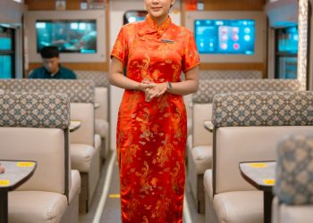 KAI Services Hadirkan Nuansa Imlek dalam Perjalanan Kereta Api