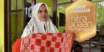 Reihani Tenun Batik Batak Melayu Angkat Budaya Sumatera Utara