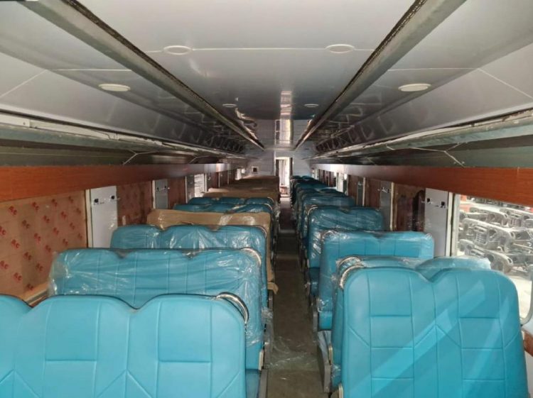 Kereta Ekonomi Kerakyatan Mulai Dijual