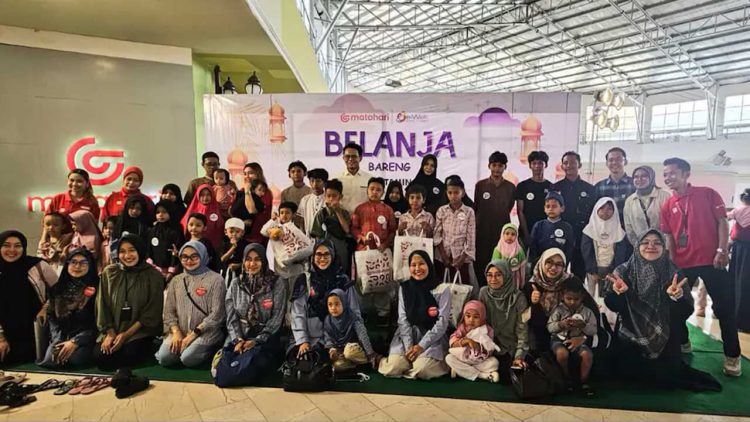 Pertamina Patra Niaga Regional Kalimantan Ajak 55 Anak Belanja Lebaran di HUT Ke 29