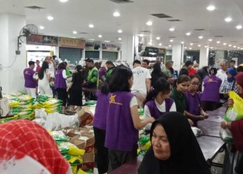 Bakti Sosial Donor Darah dan Sembako Murah Digelar di Plaza Central Pekanbaru