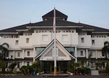 Pemkab Karawang Tidak Terapkan WFA ASN Tetap Masuk Kantor Jelang Lebaran