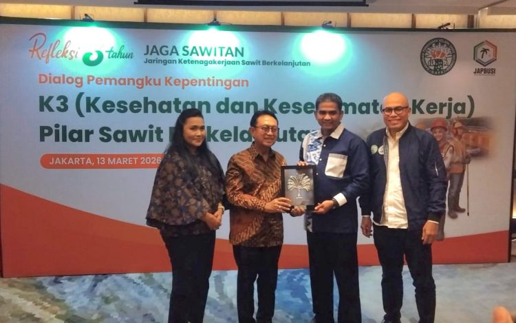 Tiga tahun Jaga Sawitan, Ini PR Sektor Pekerja Kelapa Sawit!