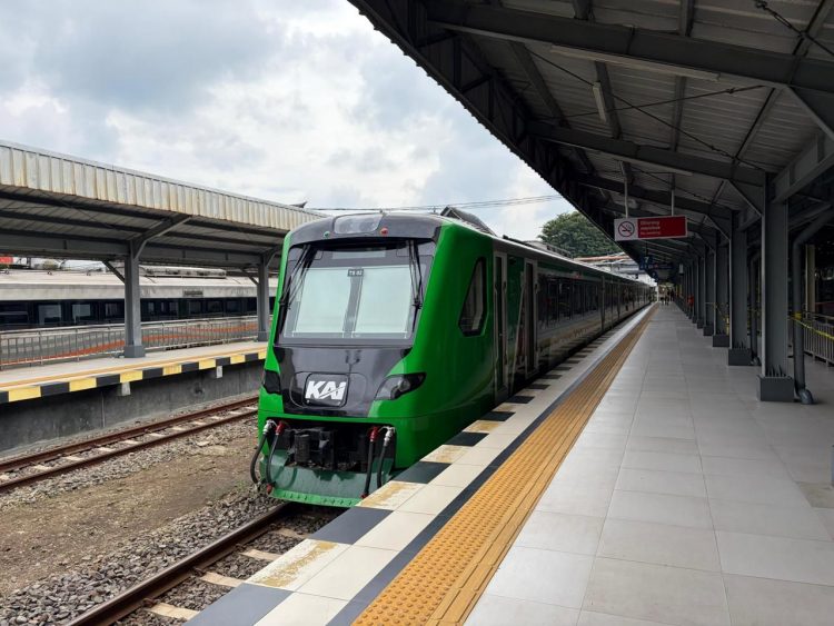 Penumpang Whoosh Momen Libur Lebaran Masih Meningkat