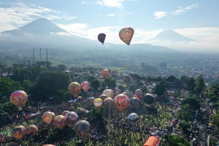 Festival Balon Udara di Pekalongan dan Wonosobo