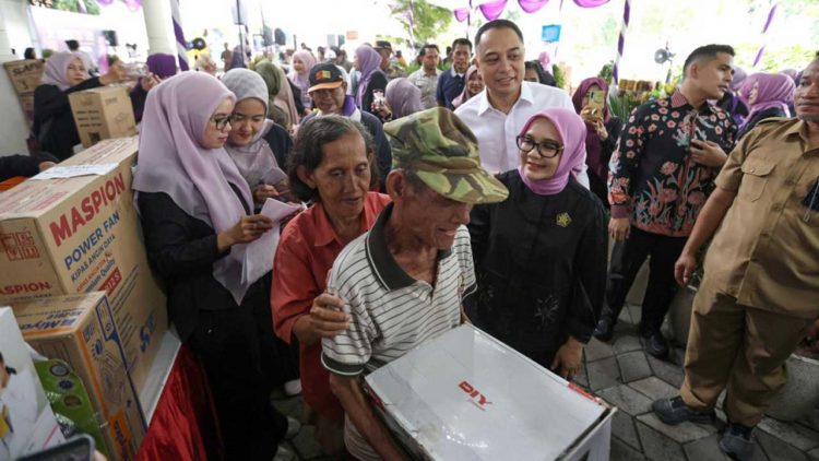 Pemkot Surabaya Gelar Garage Day Untuk Keluarga Prasejahtera