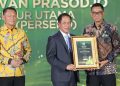 Dirut PLN Raih Penghargaan Green Leadership PROPER