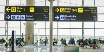 DPR Kritik Kebijakan Kenaikan Tiket Pesawat