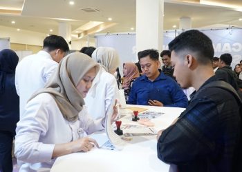 Ribuan Pelamar Padati Booth KAI di Campus Job Fair Semarang