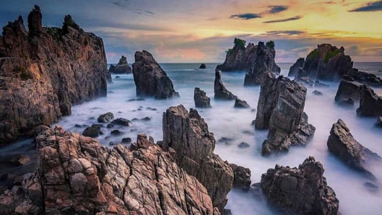 Lampung Bangun Akses Wisata Pesisir Tanggamus