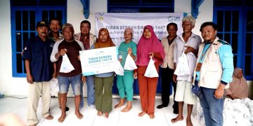 PLN Kaltimra Salurkan Bantuan Pendidikan dan Kemanusiaan