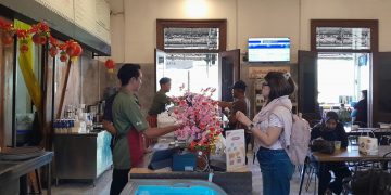 KAI Services Apresiasi Insan Frontliner Loco Café
