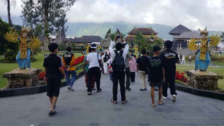 Libur Panjang Dongkrak Kunjungan Wisata di Ulun Danu Beratan