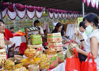 Pasar Murah Galungan dan Kuningan Dorong UMKM dan Literasi Keuangan