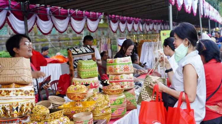 Pasar Murah Galungan dan Kuningan Dorong UMKM dan Literasi Keuangan
