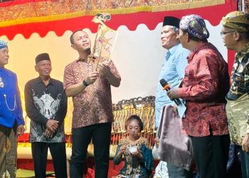 Pagelaran Wayang Kulit Meriahkan HUT Pekanbaru dan Tahun Baru Islam