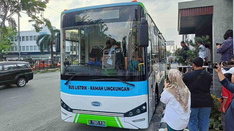 Bus TMP Gratis Meriahkan HUT Ke-242 Pekanbaru