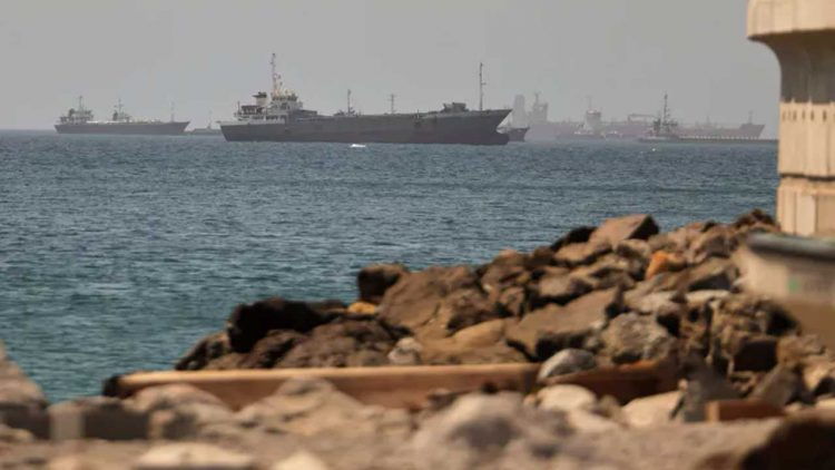 Iran Buka Kembali Selat Hormuz