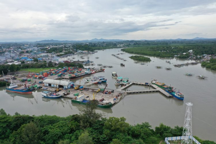 PTP Nonpetikemas Tanjung Pandan Menghubungkan Pulau, Menggerakkan Ekonomi