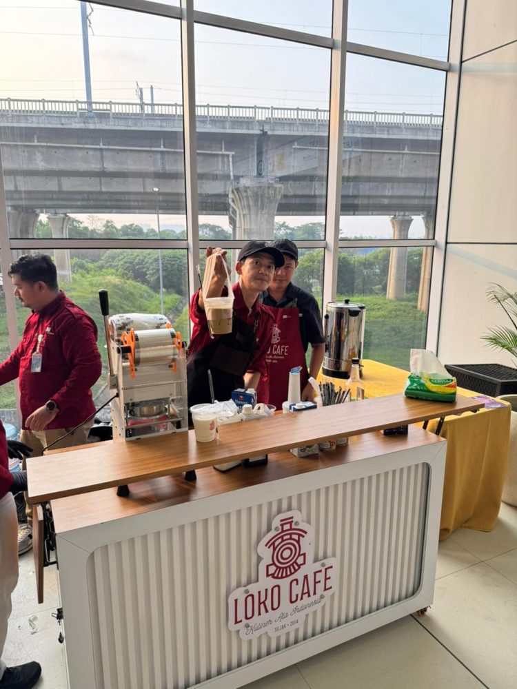 Loko Café Hadir di Gelaran Vok Pop Music On Track Bareng LRT Jabodebek