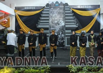 Sepuluh Tokoh Dikukuhkan Sebagai Warga Kehormatan Suku Tengger