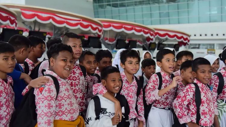 Bandara SAMS Sepinggan Dukung Pendidikan Anak Lewat Airports Kids EduCare