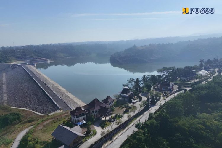 Lima Bendungan Diresmikan Presiden, Menteri PU Optimalkan Jaringan Irigasi sampai ke Sawah