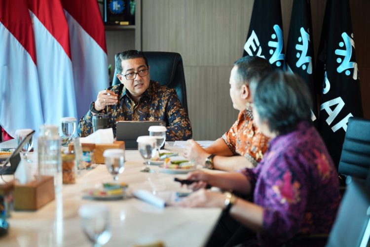 KemenEkraf dan Komdigi Perkuat Sinergi Kelola Kebijakan AI Nasional 2030