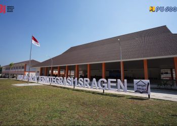 SR Terintegrasi 1 Sragen, Komitmen Pemerintah Fasilitasi Pendidikan Keluarga Prasejahtera