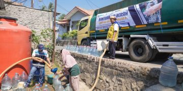 Warga di Cilegon Mulai Terdampak Kekeringan, Kementerian PU Salurkan Bantuan Air Bersih