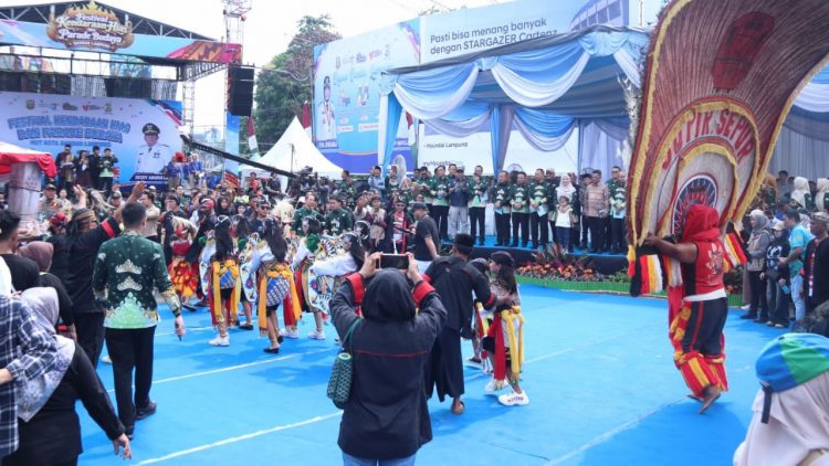 Festival Kendaraan Hias Semarakkan HUT Kota Bandar Lampung