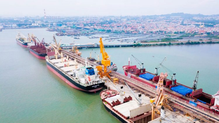 Pelabuhan Petrokimia Gresik Raih Penghargaan Nasional