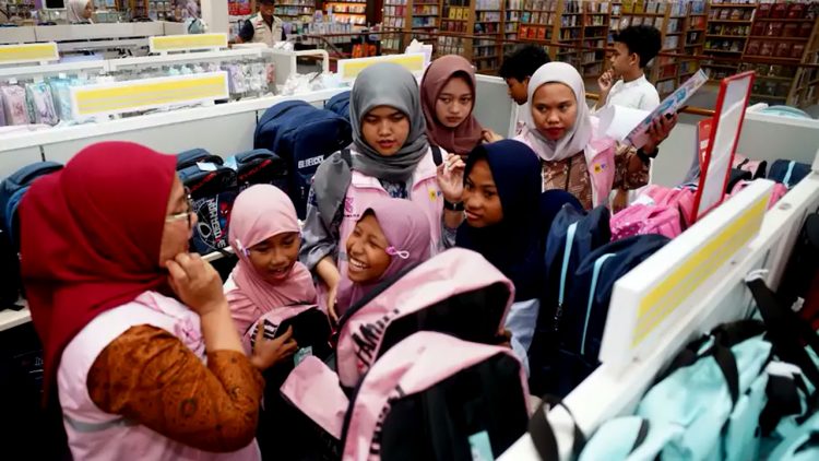 PLN Beri Pengalaman Belajar untuk Anak