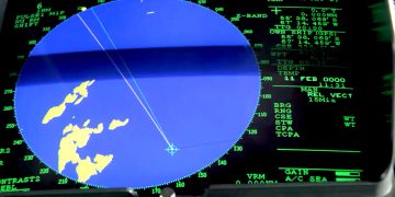 Kaltim Perkuat Pengawasan Laut dengan Radar AIS