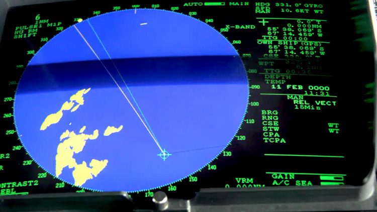 Kaltim Perkuat Pengawasan Laut dengan Radar AIS