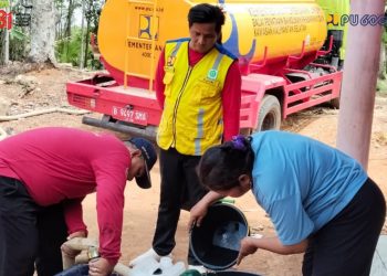 Kementerian PU Distribusikan 8.000 Liter Air Bersih untuk Warga Terdampak Kekeringan di Banjar