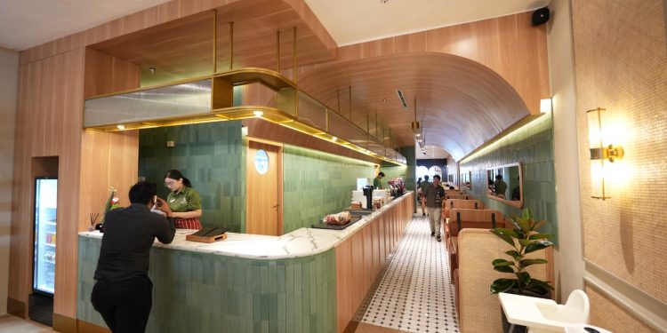 Booth Loko Café dan Kuliner Kereta di BNI wondrX 2026 ICE BSD City Ramai Dikunjungi