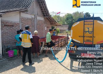 29.000 Liter Air Bersih Dialirkan bagi Warga Terdampak Kekeringan di Wilayah Sungai Bengawan Solo