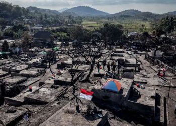 Menpar Dorong Pemulihan Desa Adat Sade