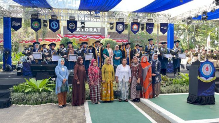 Poltekpar Makassar Kukuhkan 603 Wisudawan