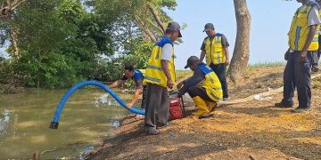 Terjunkan 10 Pompa, Kementerian PU Selamatkan 300 Hektare Sawah Kekeringan di Sentra Padi Karawang