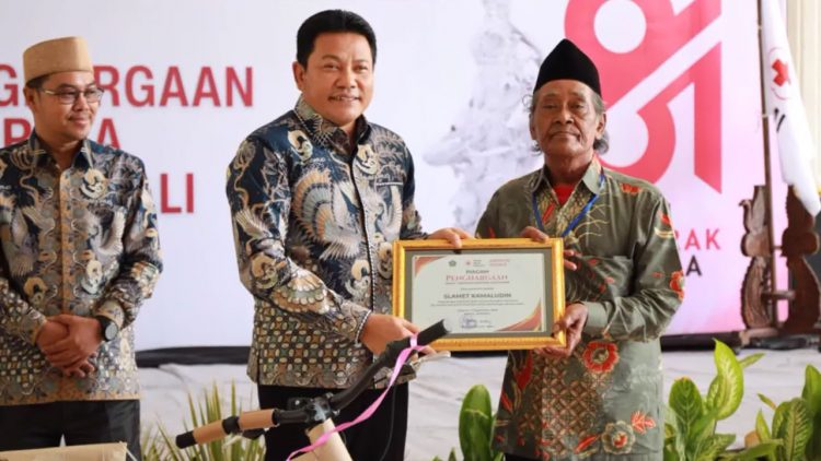 Ratusan Pendonor Darah Sidoarjo Dapat Apresiasi