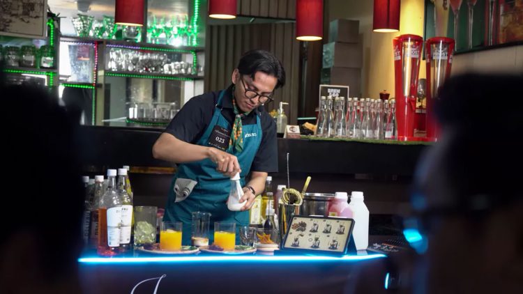 Barista Muda Adu Kreativitas di Surabaya