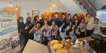 Balikpapan Latih Teman Tuli Jadi Barista