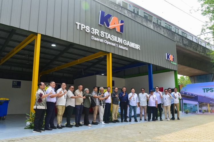 TPS 3R di Stasiun Gambir, Dorong Pengelolaan Sampah Menjadi Bernilai Guna
